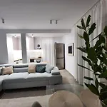 Feel Like 2 Apartment
