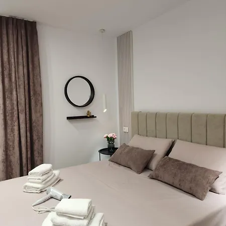 Feel Like 2 Διαμέρισμα Σκόδρα